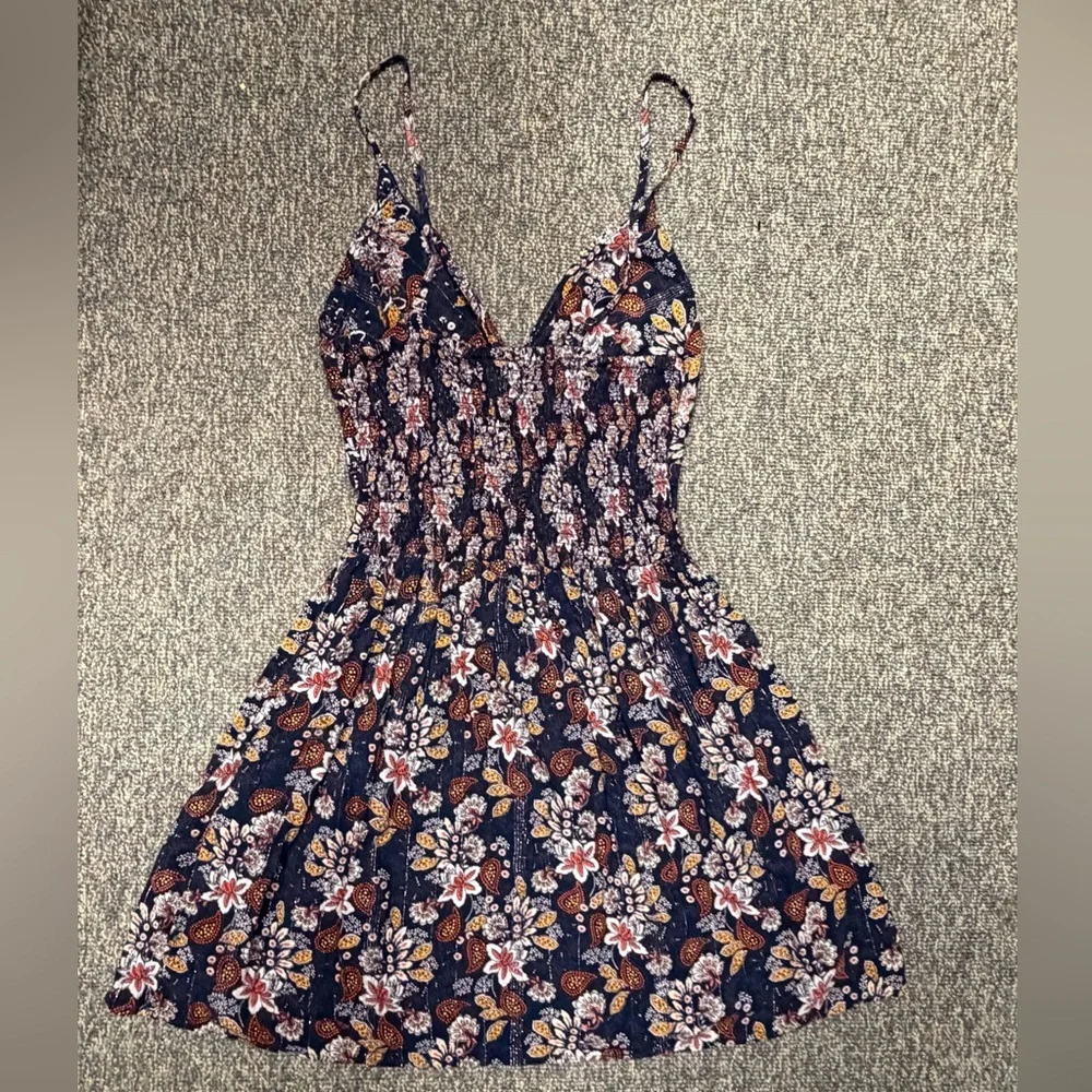 Angie Black Paisley Peekaboo Cut-Out Boho Mini Sundress Medium - Picture 4 of 7